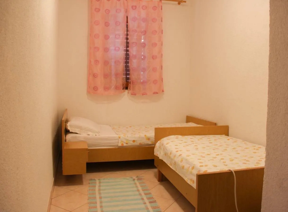 Apartmani Nada Seget Vranjica