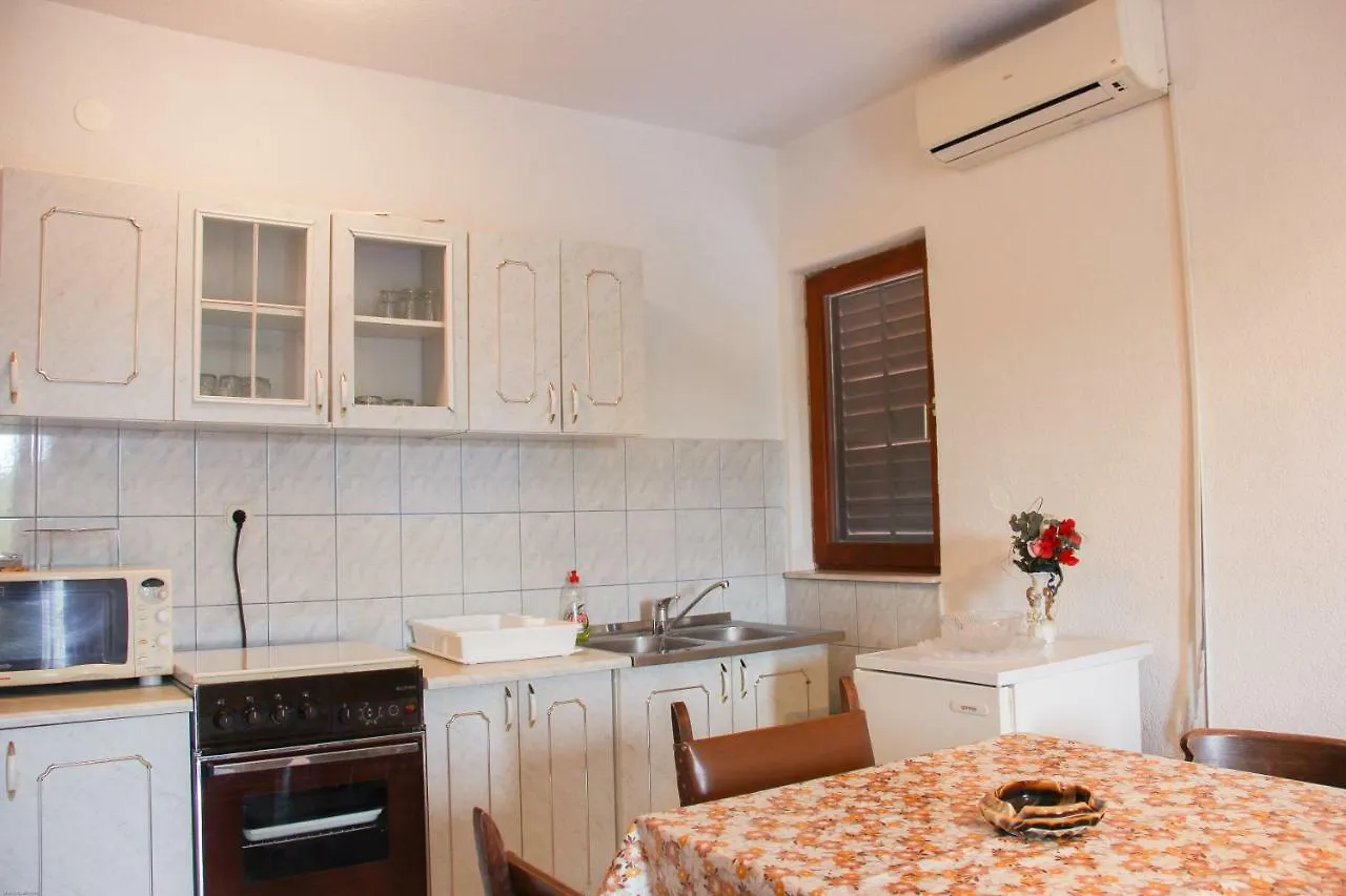 Apartmani Nada Seget Vranjica Apartment