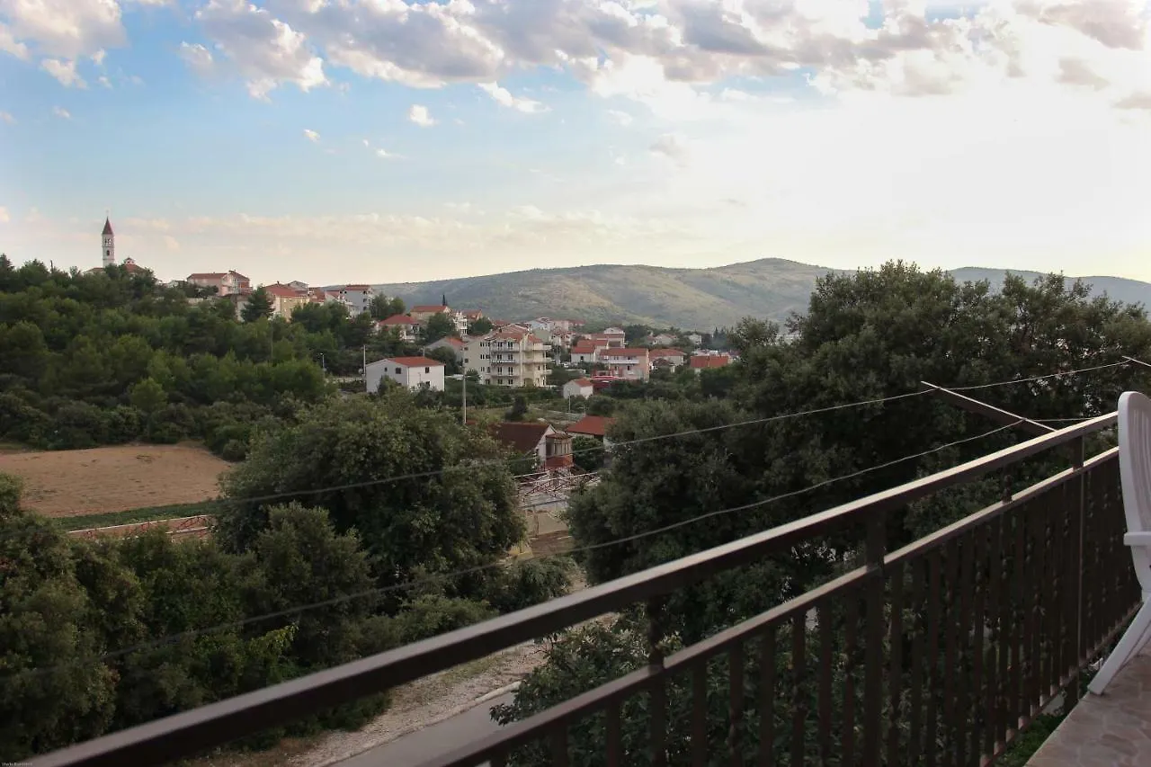 Apartmani Nada Seget Vranjica 0*,