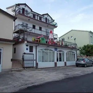 Apartman Pandza, Seget Vranjica