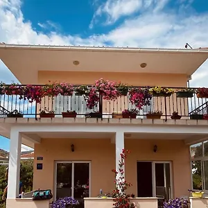 Apartman Vukman, Seget Vranjica
